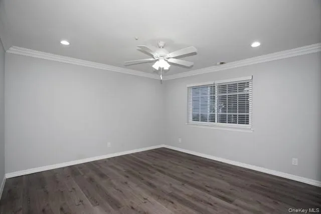 465 Lake Pointe Court #465 Middle Island, NY 11953