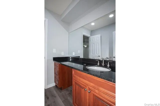 465 Lake Pointe Court #465 Middle Island, NY 11953