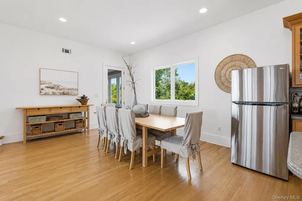 17 Oceanview Drive Southampton, NY 11968