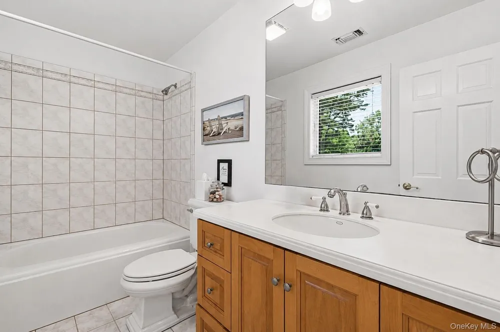 17 Oceanview Drive Southampton, NY 11968