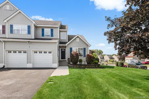 7 Woodfield Drive