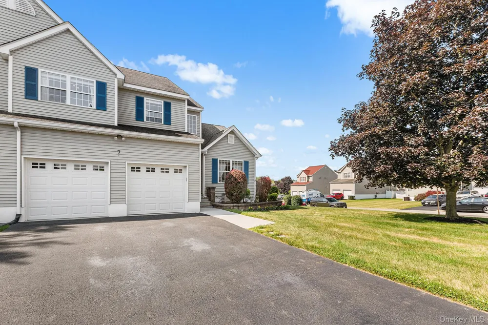 7 Woodfield Drive Washingtonville, NY 10992