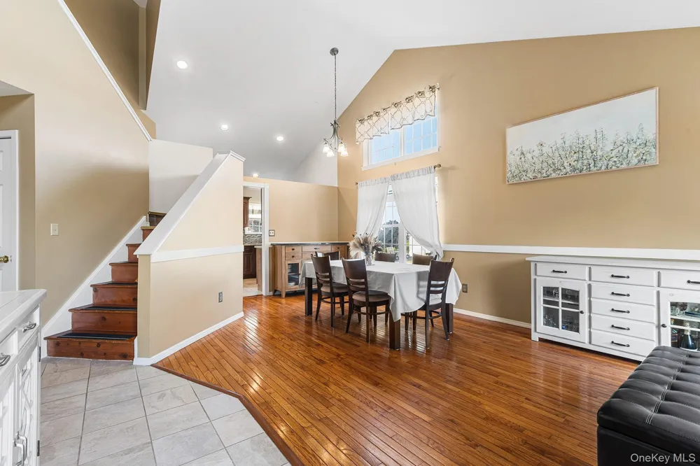 7 Woodfield Drive Washingtonville, NY 10992