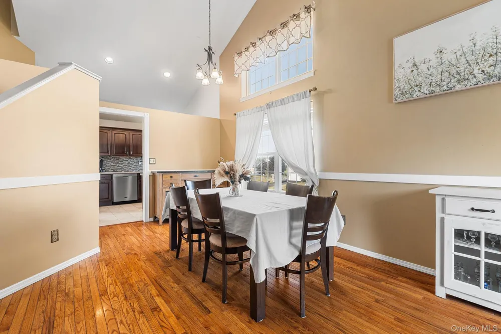7 Woodfield Drive Washingtonville, NY 10992