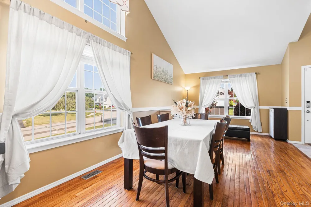 7 Woodfield Drive Washingtonville, NY 10992
