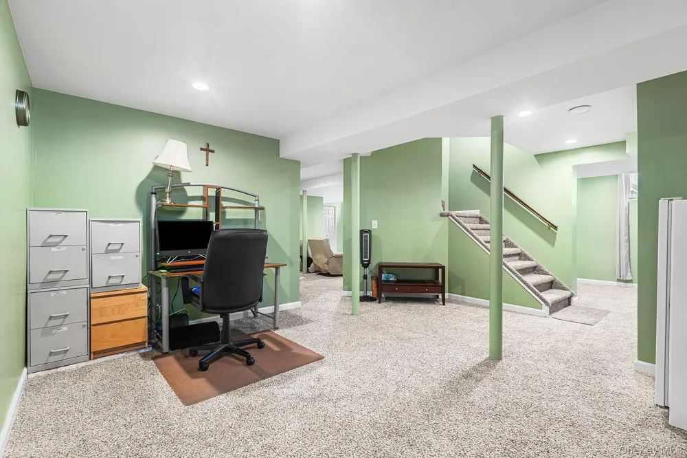 7 Woodfield Drive Washingtonville, NY 10992