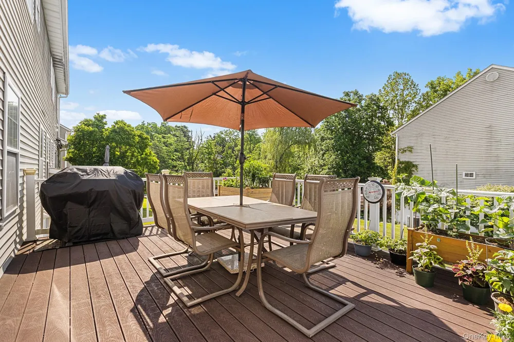 7 Woodfield Drive Washingtonville, NY 10992