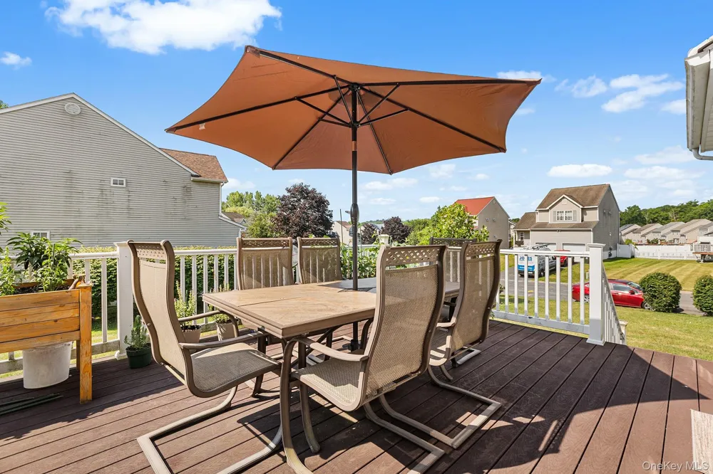 7 Woodfield Drive Washingtonville, NY 10992