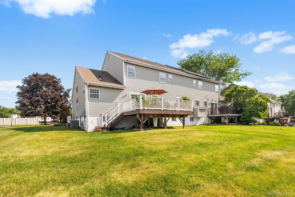 7 Woodfield Drive Washingtonville, NY 10992