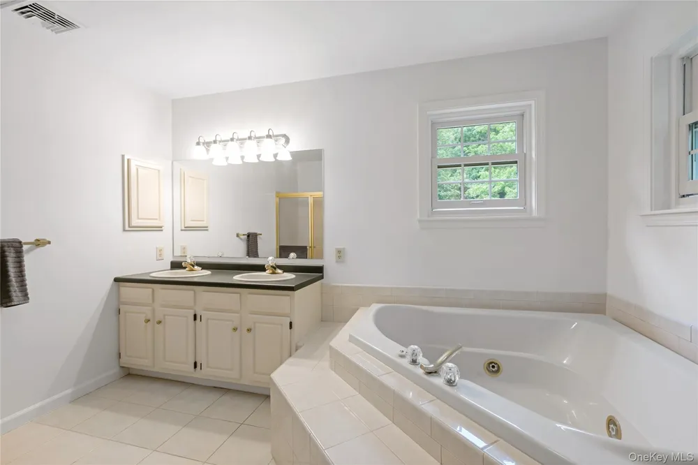 310 Avery Road Garrison, NY 10524
