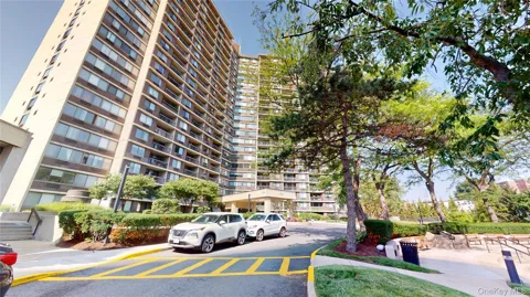 1 Bay Club Drive #17E