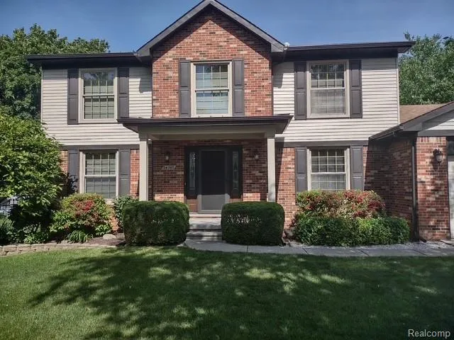 24760 SUTHERLAND DRIVE Novi City, MI 48374