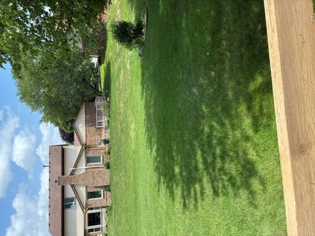 24760 SUTHERLAND DRIVE Novi City, MI 48374