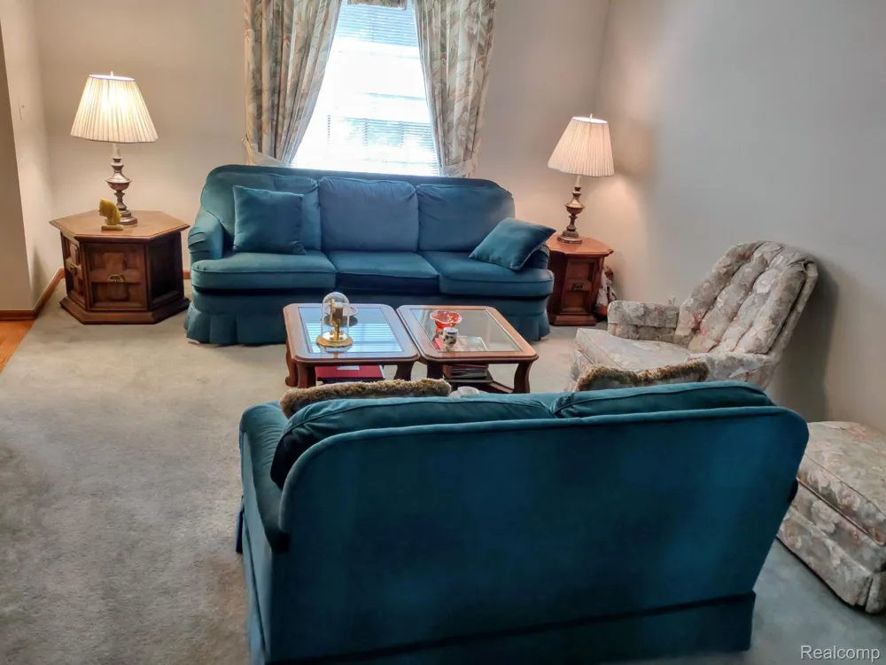 24760 SUTHERLAND DRIVE Novi City, MI 48374