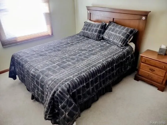 24760 SUTHERLAND DRIVE Novi City, MI 48374