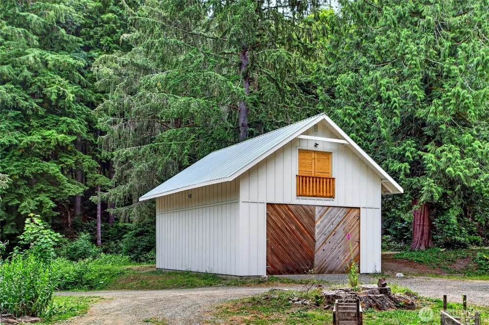 16928 464th Way SE North Bend, WA 98045