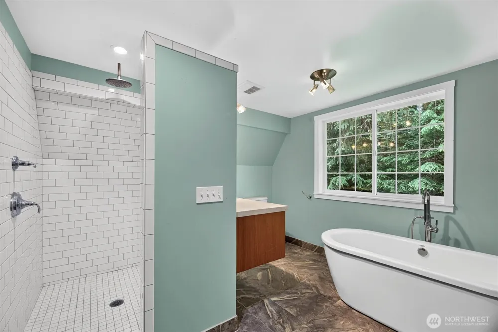 16928 464th Way SE North Bend, WA 98045