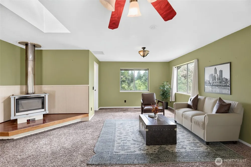 16928 464th Way SE North Bend, WA 98045