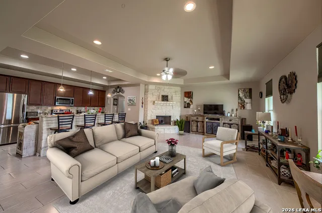 504 34th Street Hondo, TX 78861