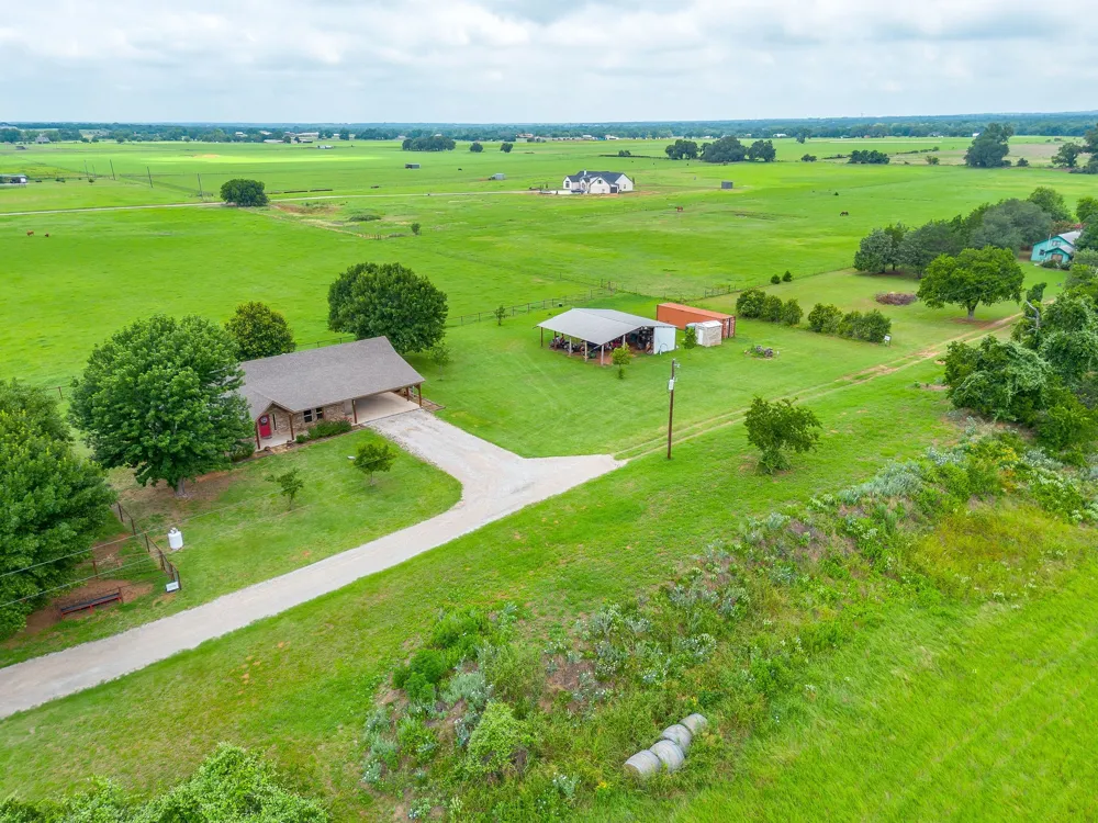 505 Double Tree Lane Lipan, TX 76462