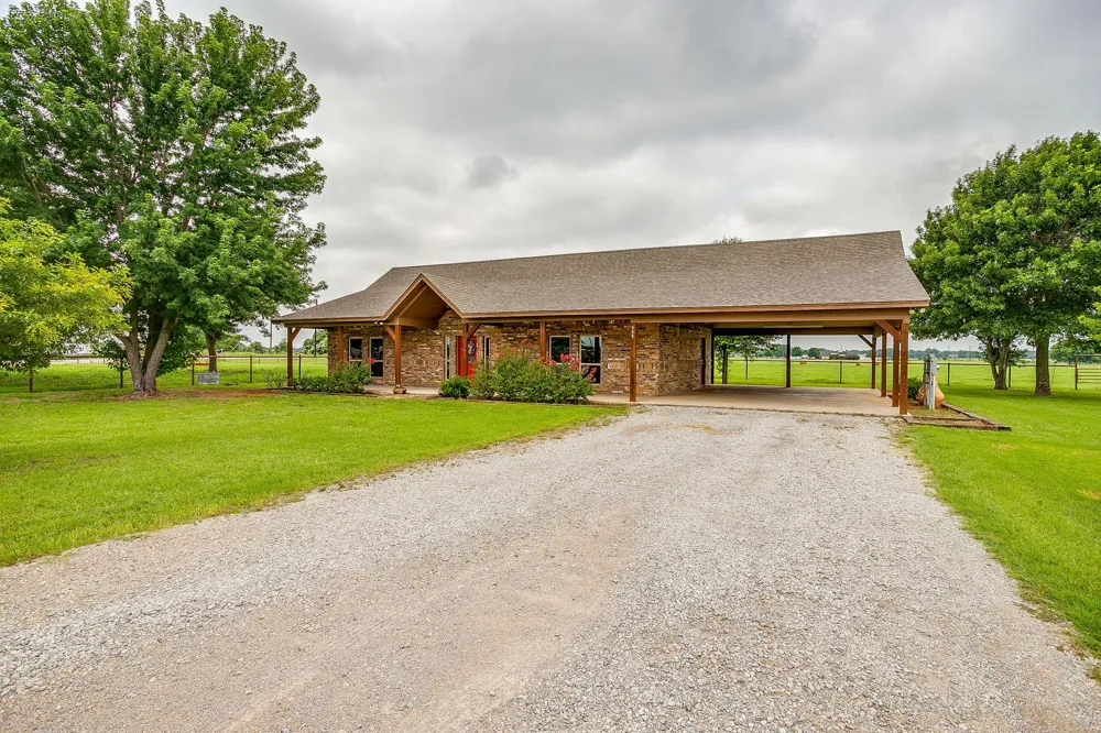 505 Double Tree Lane Lipan, TX 76462