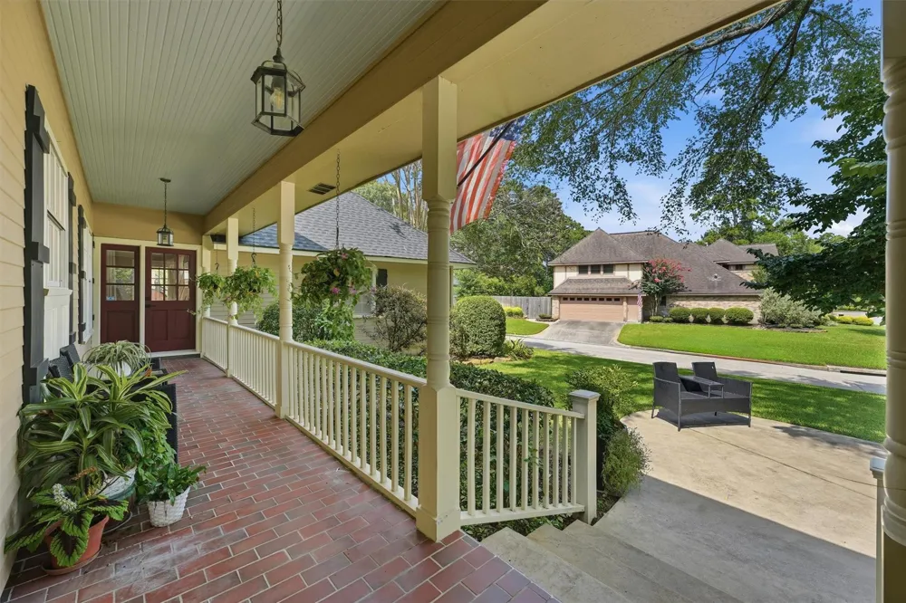 5311 Timber Shade Drive Kingwood, TX 77345
