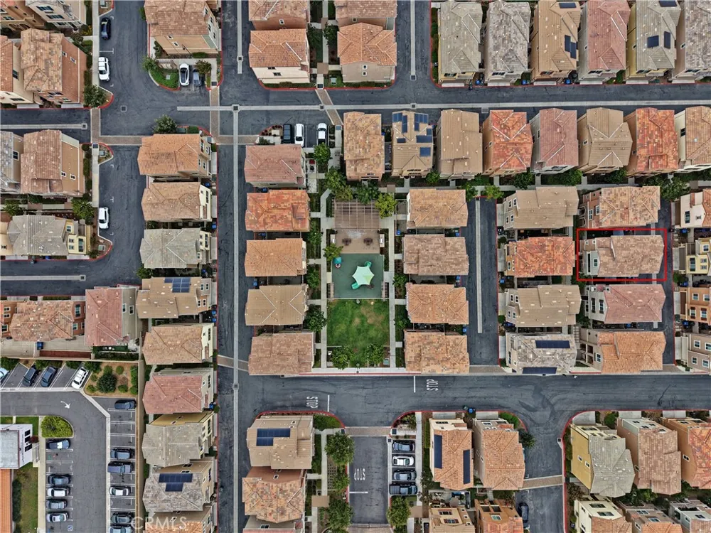 2878 Foxtail Pomona, CA 91767