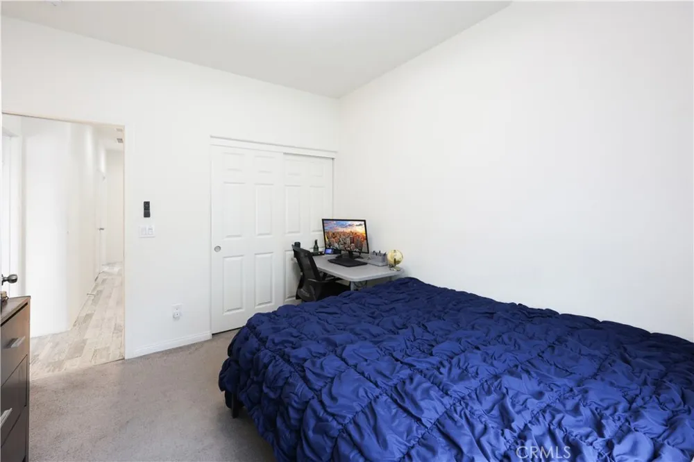2878 Foxtail Pomona, CA 91767