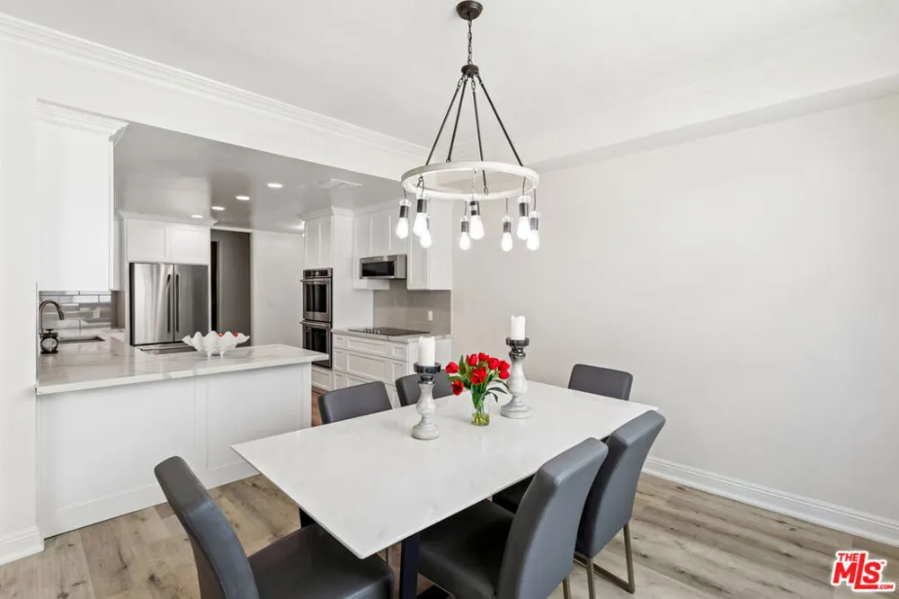 430 MAPLE DRIVE #203 Beverly Hills, CA 90210
