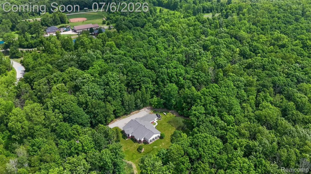 1621 Preservation Lane St Clair City, MI 48079