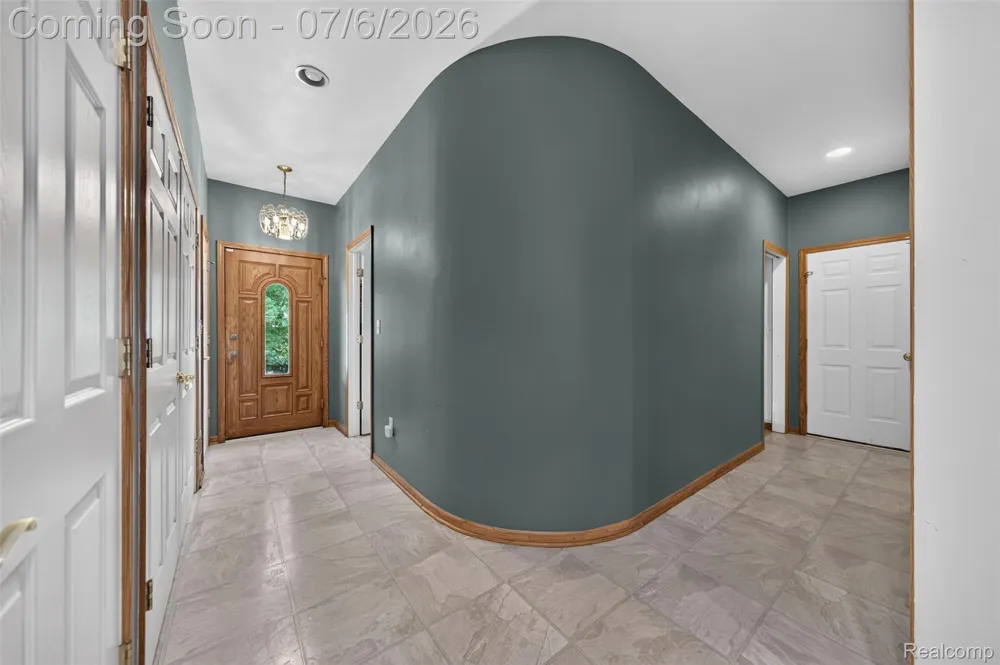 1621 Preservation Lane St Clair City, MI 48079