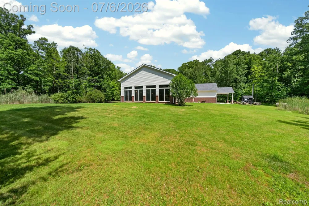 1621 Preservation Lane St Clair City, MI 48079