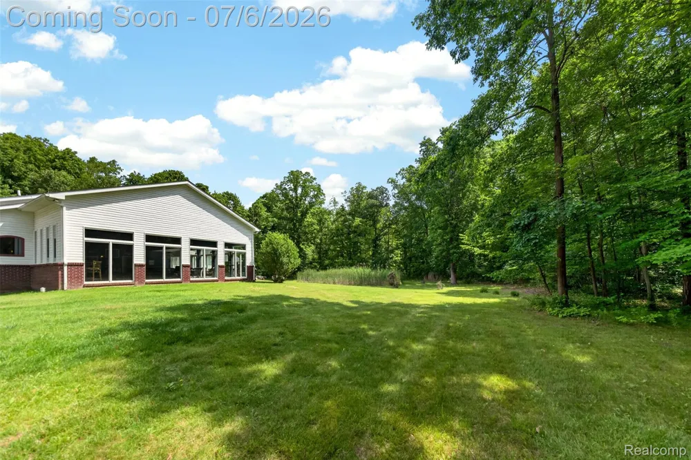 1621 Preservation Lane St Clair City, MI 48079
