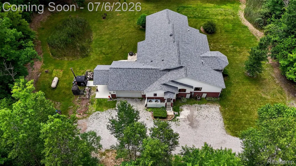 1621 Preservation Lane St Clair City, MI 48079