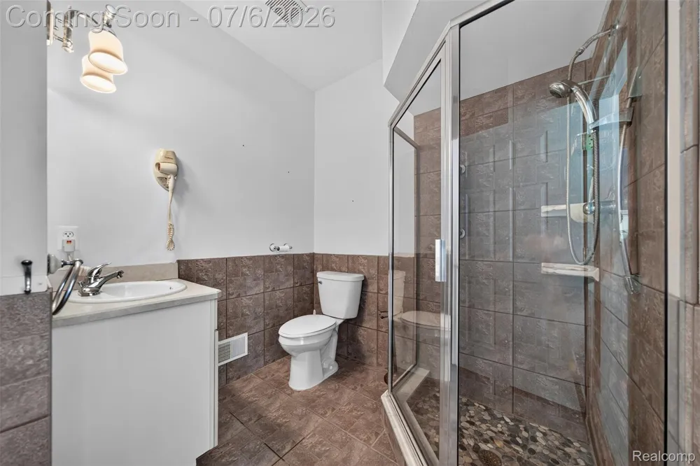 1621 Preservation Lane St Clair City, MI 48079