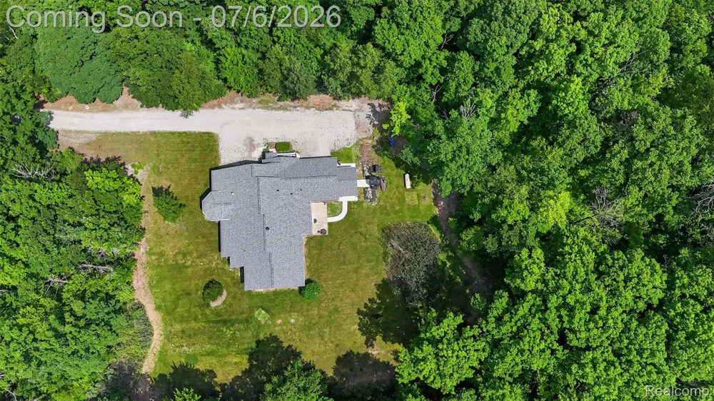 1621 Preservation Lane St Clair City, MI 48079