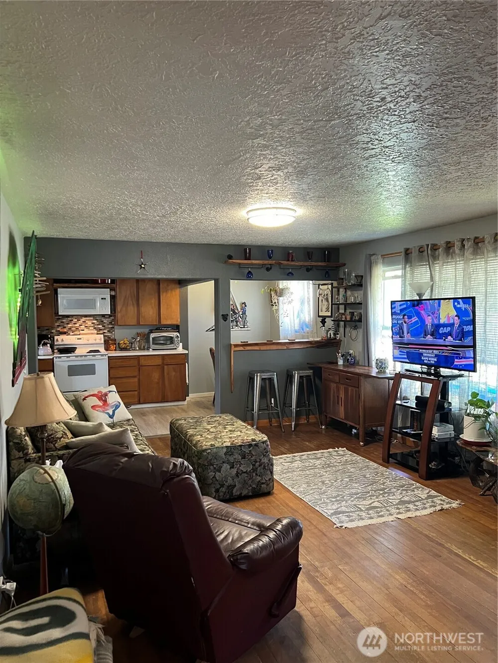 27407 W STREET Ocean Park, WA 98640