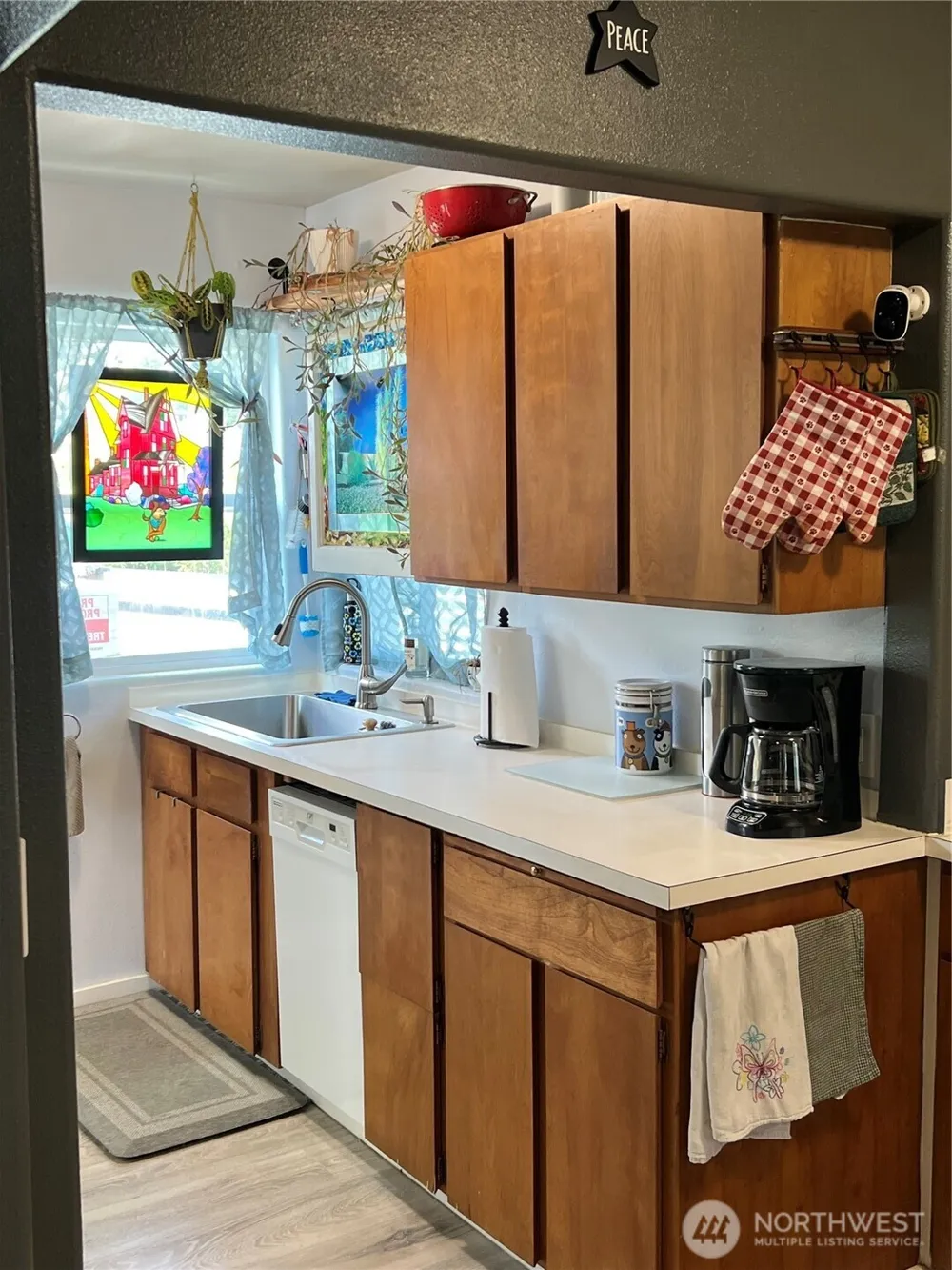 27407 W STREET Ocean Park, WA 98640