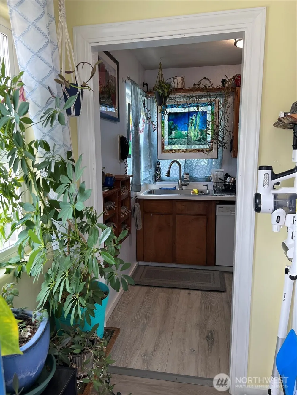 27407 W STREET Ocean Park, WA 98640