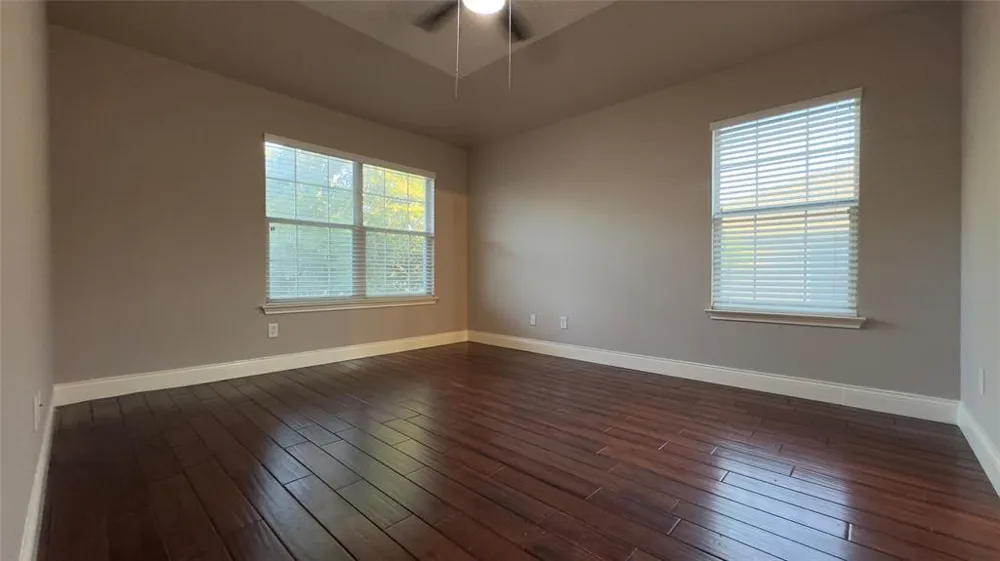 1900 Scofield Ridge Parkway #5501 Austin, TX 78727