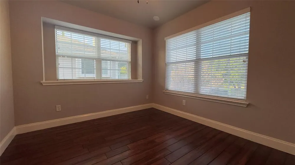 1900 Scofield Ridge Parkway #5501 Austin, TX 78727