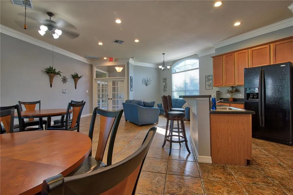 1900 Scofield Ridge Parkway #5501 Austin, TX 78727