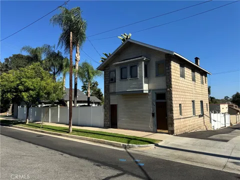 104 W 5th Street