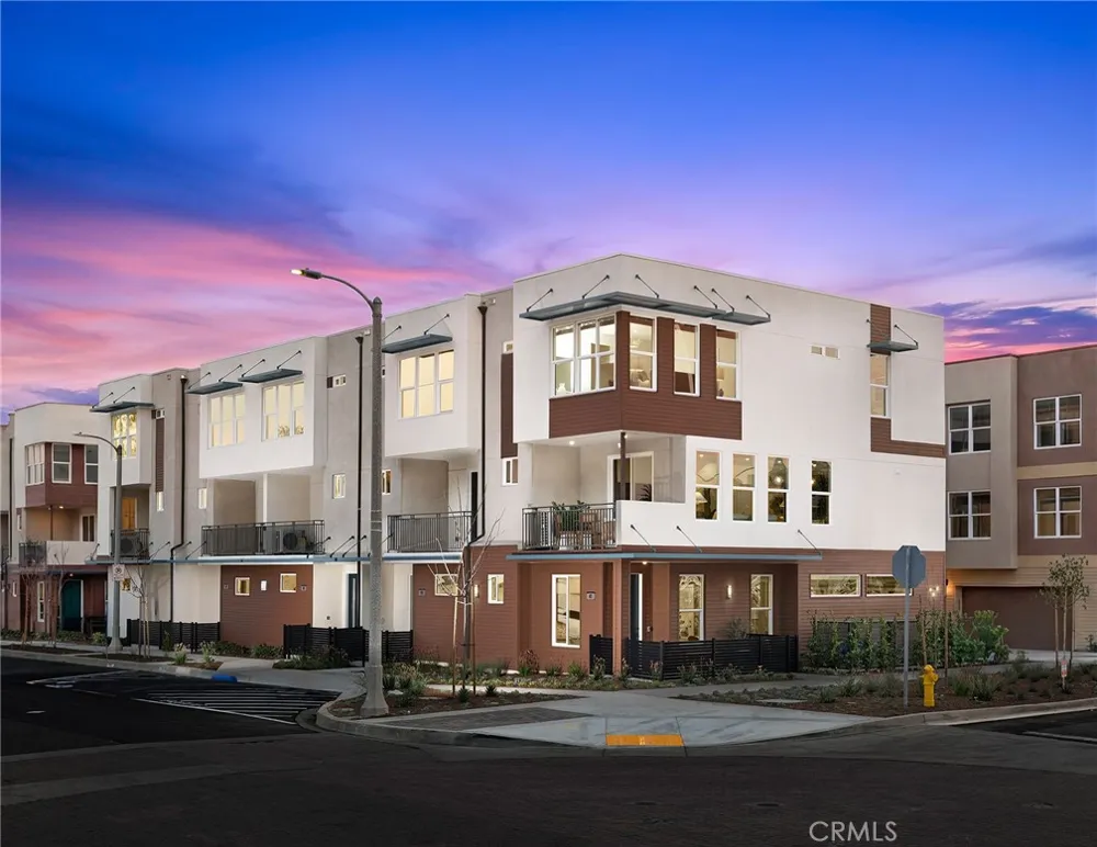 641 E. Mission Boulevard Pomona, CA 91766