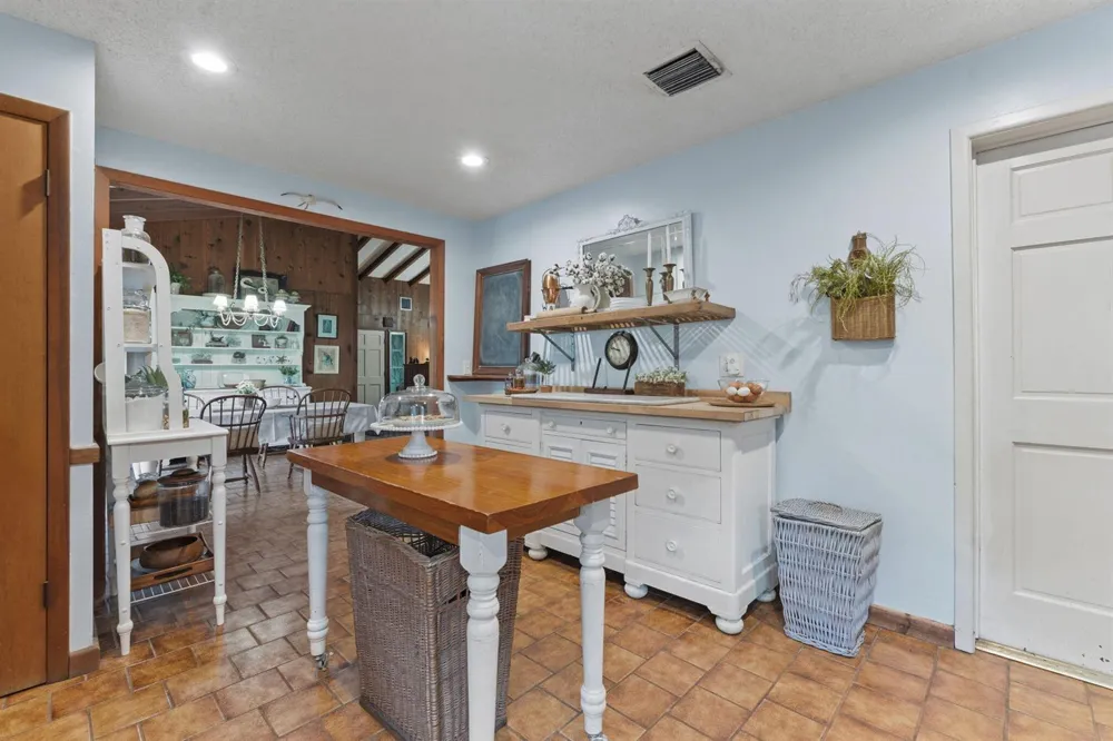 3603 Kirby Loop Road Fort Pierce, FL 34981