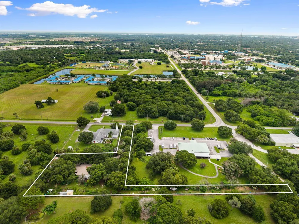 3603 Kirby Loop Road Fort Pierce, FL 34981