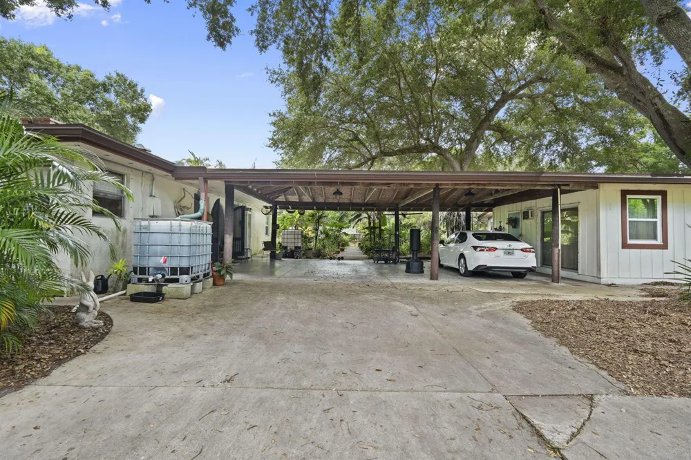 3603 Kirby Loop Road Fort Pierce, FL 34981
