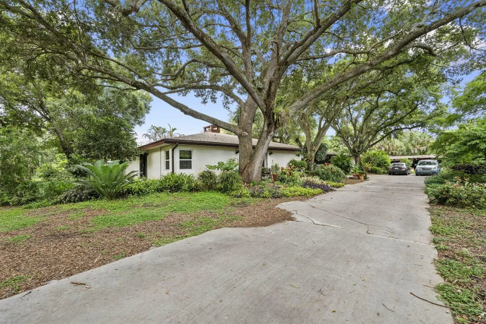 3603 Kirby Loop Road Fort Pierce, FL 34981