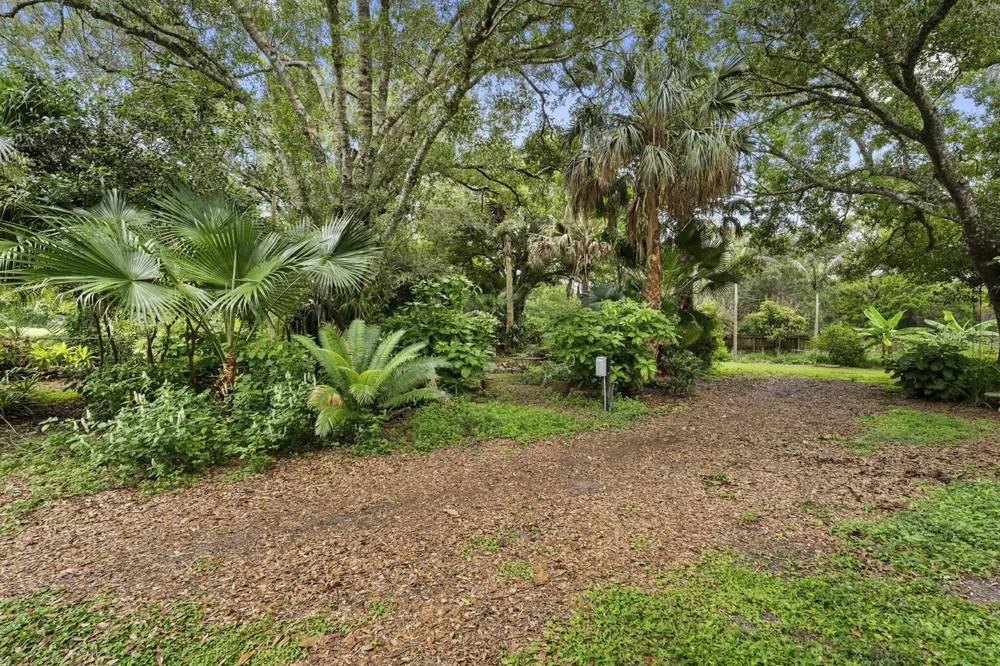 3603 Kirby Loop Road Fort Pierce, FL 34981
