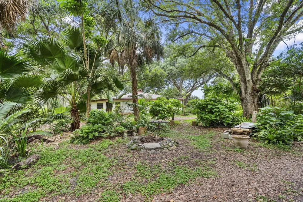 3603 Kirby Loop Road Fort Pierce, FL 34981